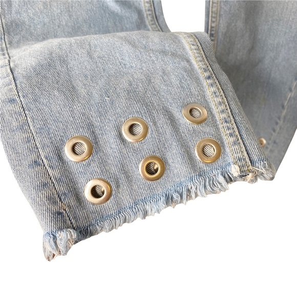 Zara Studded High Rise Engineering Mom Jeans Grommet Detail Raw Hem Crop Size 8 - Picture 7 of 13